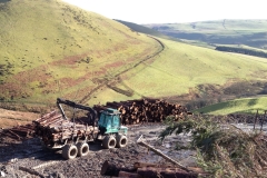 contracting-at-work-2